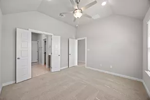8017 Shining Flor Run, Lago Vista, TX 78645 - Photo 28