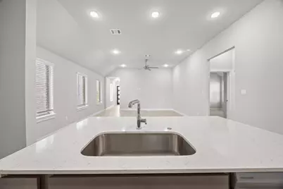 8017 Shining Flor Run, Lago Vista, TX 78645 - Photo 12