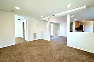 3024 E 12th St, Austin, TX 78702 - Photo 10