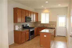 525 Coffee Berry Dr, Georgetown, TX 78626 - Photo 6