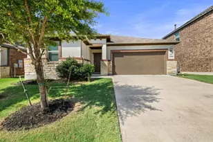 1421 Itzel Bnd, Leander, TX 78641 - Photo 4