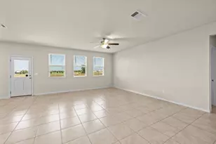 1421 Itzel Bnd, Leander, TX 78641 - Photo 10