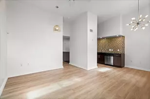 2200 Dickson Dr, Austin, TX 78704 - Photo 4