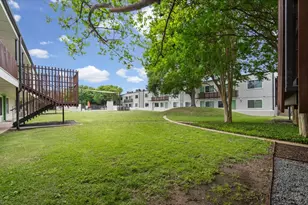 2200 Dickson Dr, Austin, TX 78704 - Photo 16