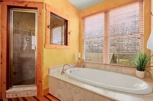 912 E 51st St, Austin, TX 78751 - Photo 14