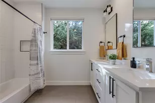 432 Venture Blvd S, Point Venture, TX 78645 - Photo 24