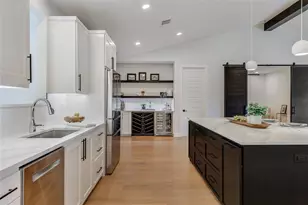 432 Venture Blvd S, Point Venture, TX 78645 - Photo 6