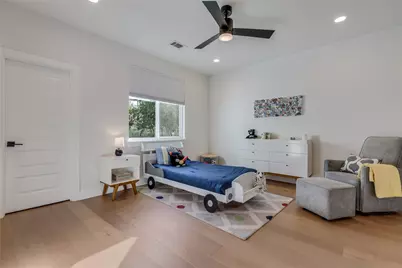 432 Venture Boulevard S, Point Venture, TX 78645 - Photo 28