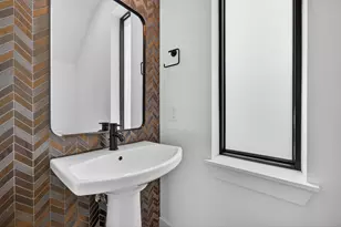 4604 S 2nd St, Austin, TX 78745 - Photo 10