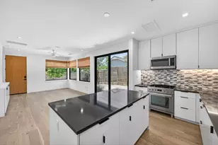 4604 S 2nd St, Austin, TX 78745 - Photo 8