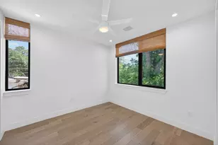 4604 S 2nd St, Austin, TX 78745 - Photo 16