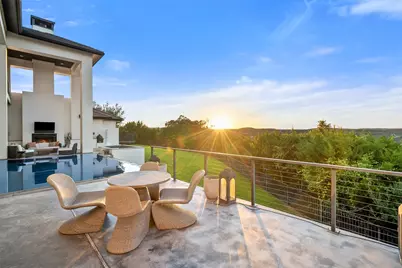 4300 Derrick Cove, Spicewood, TX 78669 - Photo 32