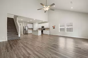 205 Durango Downs Dr, Hutto, TX 78634 - Photo 6