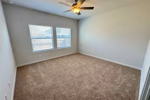 104 Corn Ln, Hutto, TX 78634 - Photo 10