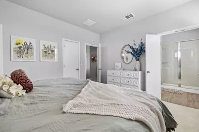 325 E Broade Street, Leander, TX 78641 - Photo 14