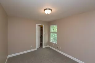 1700 Perez St, Austin, TX 78721 - Photo 16