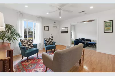 912 E 55th 1/2 Street, Austin, TX 78751 - Photo 4