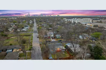 912 E 55th 1/2 Street, Austin, TX 78751 - Photo 32
