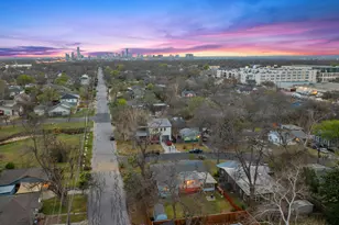 912 E 55th 1/2 St, Austin, TX 78751 - Photo 32