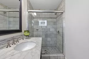 912 E 55th 1/2 St, Austin, TX 78751 - Photo 16