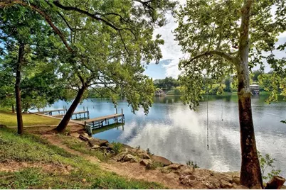 2412 Crazyhorse Pass, Austin, TX 78734 - Photo 16
