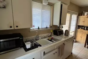 8103 Exmoor Dr, Austin, TX 78757 - Photo 12