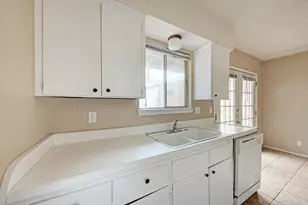 8103 Exmoor Dr, Austin, TX 78757 - Photo 14