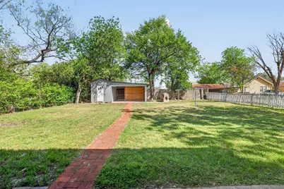 204 Taylor Street, Hutto, TX 78634 - Photo 22