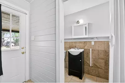 204 Taylor Street, Hutto, TX 78634 - Photo 14