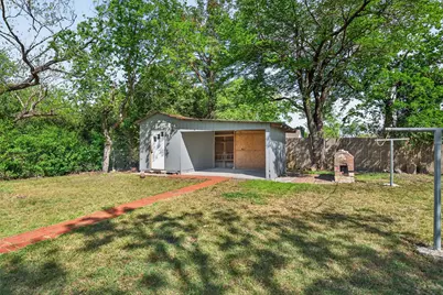 204 Taylor Street, Hutto, TX 78634 - Photo 30