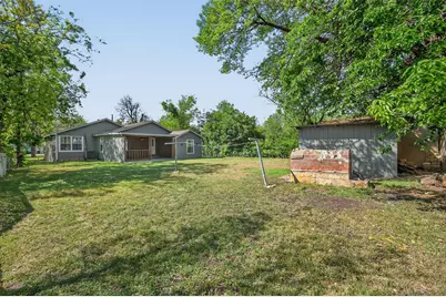 204 Taylor Street, Hutto, TX 78634 - Photo 28