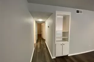 2401 Leon St, Austin, TX 78705 - Photo 4