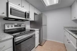 2401 Leon St, Austin, TX 78705 - Photo 2
