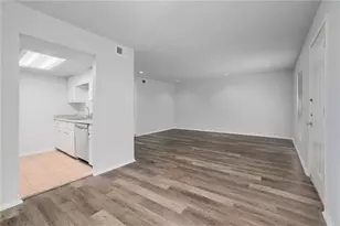 2401 Leon St, Austin, TX 78705 - Photo 4