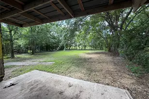 506 Ruddy St, Lockhart, TX 78644 - Photo 14