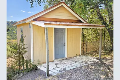 18111 Gregg Bluff Road, Jonestown, TX 78645 - Photo 12