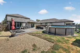 612 Sonterra Blvd, Jarrell, TX 76537 - Photo 34