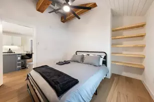 2319 Santa Rita St, Austin, TX 78702 - Photo 10