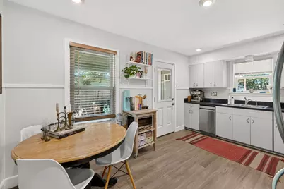 200 E Skyview Road, Austin, TX 78752 - Photo 12