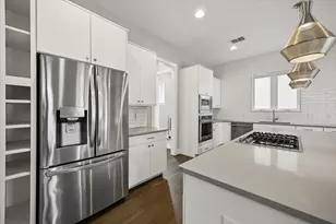 5006 Pecan Springs Rd, Austin, TX 78723 - Photo 12