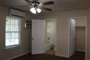 1705 Walnut St, Georgetown, TX 78626 - Photo 8