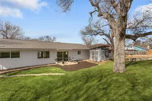 4715 Carsonhill Dr, Austin, TX 78723 - Photo 38