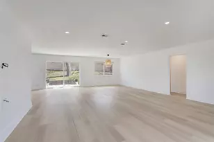 4715 Carsonhill Dr, Austin, TX 78723 - Photo 8