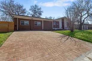 4715 Carsonhill Dr, Austin, TX 78723 - Photo 4