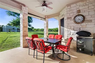 3060 Fm 1704, Elgin, TX 78621 - Photo 28