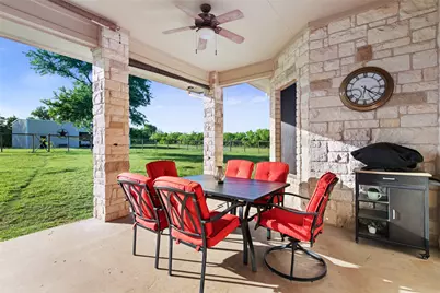 3060 Fm 1704, Elgin, TX 78621 - Photo 26