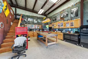3060 Fm 1704, Elgin, TX 78621 - Photo 36