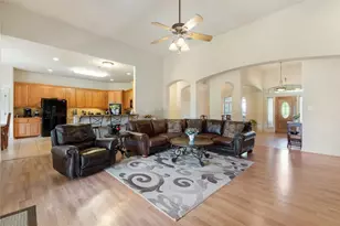 3060 Fm 1704, Elgin, TX 78621 - Photo 12