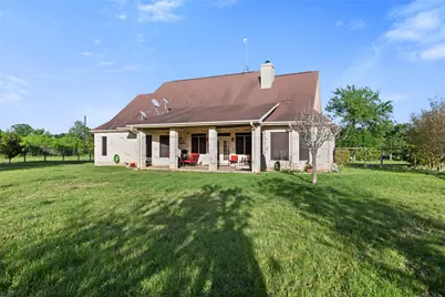 3060 Fm 1704, Elgin, TX 78621 - Photo 30