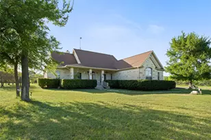 3060 Fm 1704, Elgin, TX 78621 - Photo 1